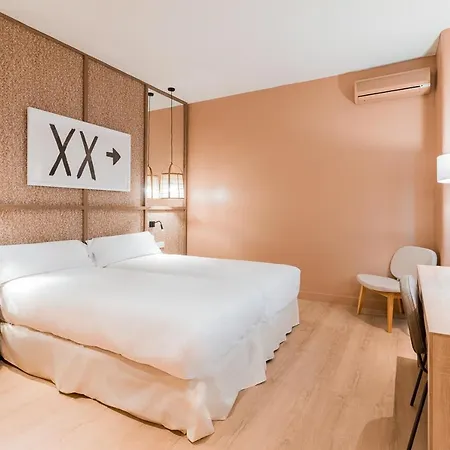 U-sense Centro Szálloda 3*