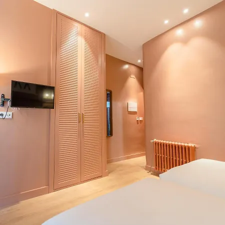 U-sense Centro Szálloda 3*