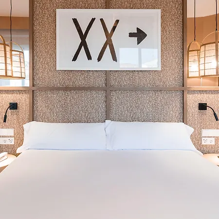 U-sense Centro 3* 格拉纳达