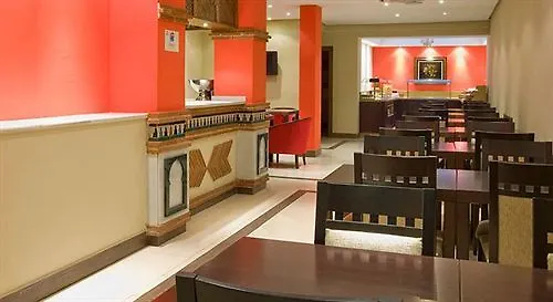 U-sense Centro 3*
